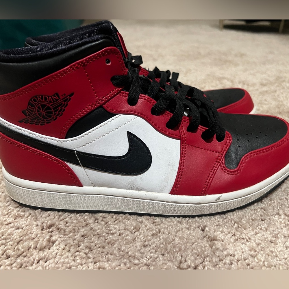 Nike Air Jordan Men's Red, Black, and White Sneakers